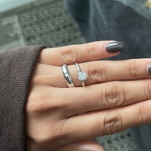 SOLD✨ Shane Co diamond wedding / engagement set